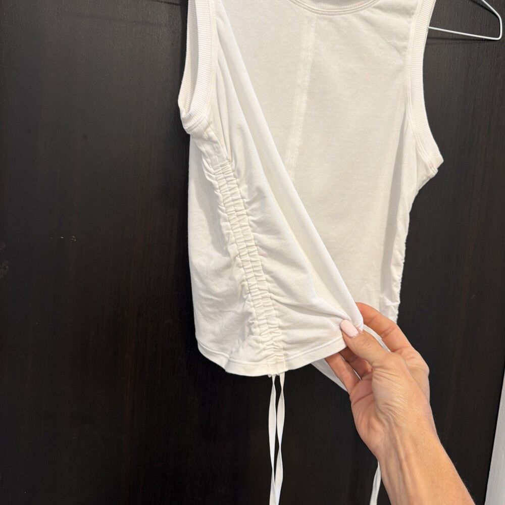 lululemon Cinch Up Tank White 2 Sporty Gorpcore Balletcore Y2K Streetwear - Picture 7 of 7